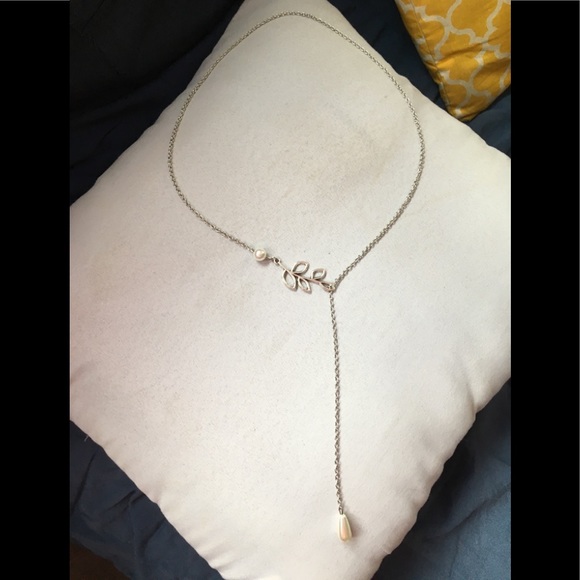 Branch Pearl Necklace - Picture 2 of 4